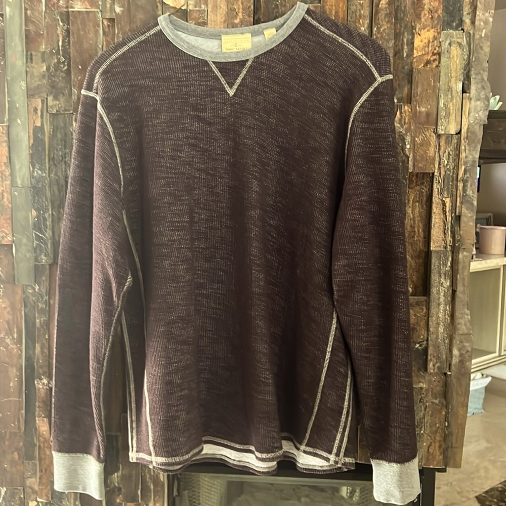 Very gently worn Tommy Bahama Thermal XL